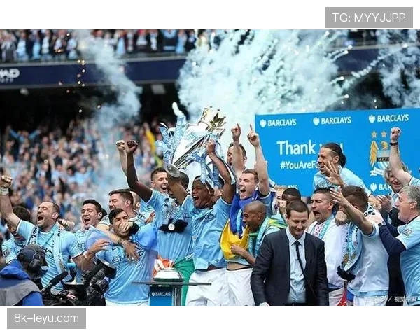 欧冠半决赛抽签仪式在瑞士尼翁举行 欧冠半决赛抽签仪式在瑞士尼翁举行